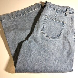 CHARLIE B Light Blue Flare wide leg Jeans, Sz 10, like new